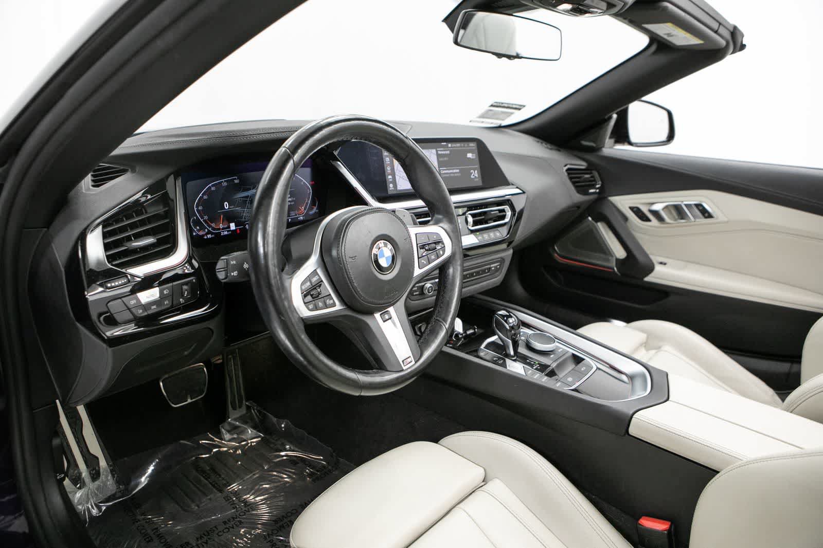 Used 2024 BMW Z4 sDrive30i w/ Premium Package RWD image 4