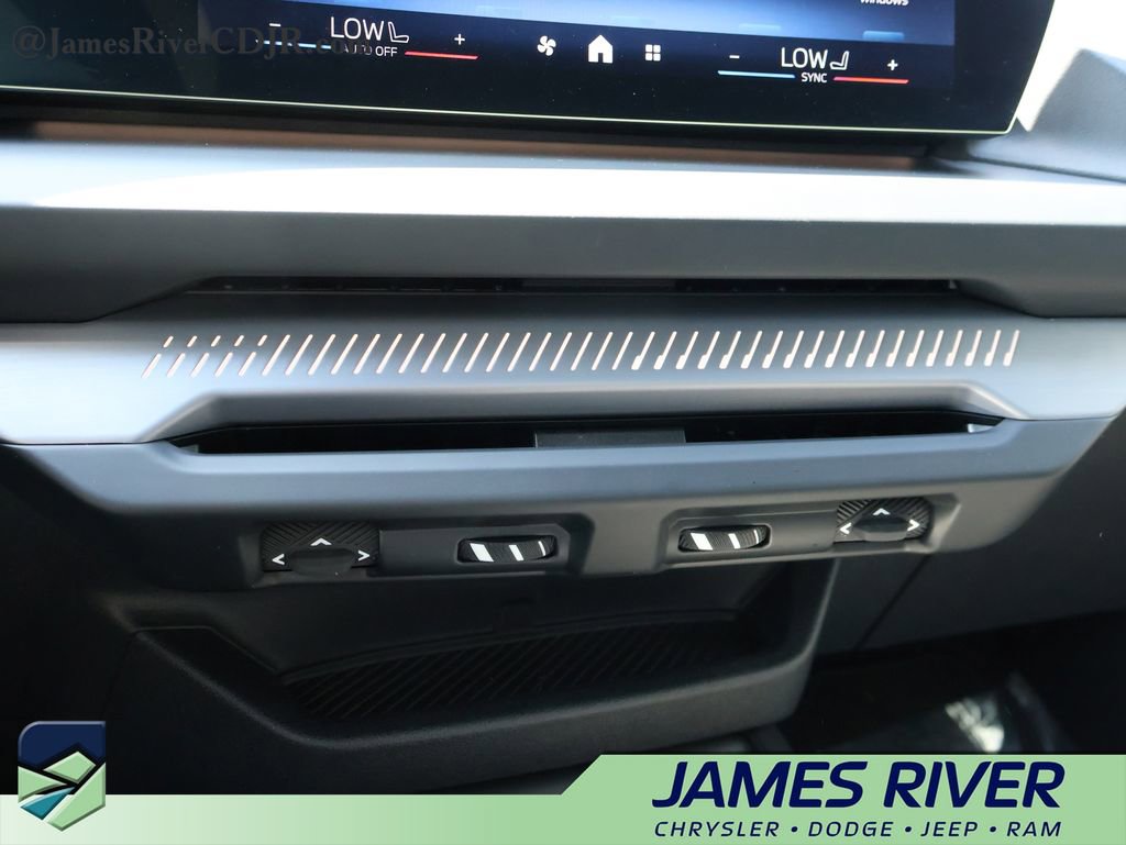 Used 2025 BMW 228i xDrive image 36