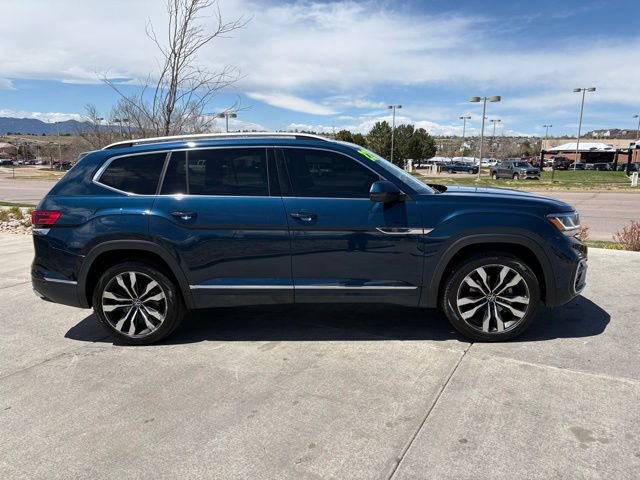 Used 2022 Volkswagen Atlas SEL Premium AWD/4WD image 11