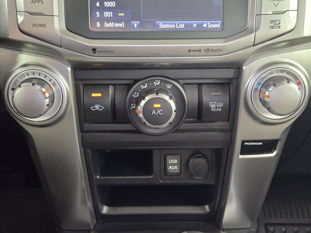 Used 2018 Toyota 4Runner SR5 Premium AWD/4WD image 19