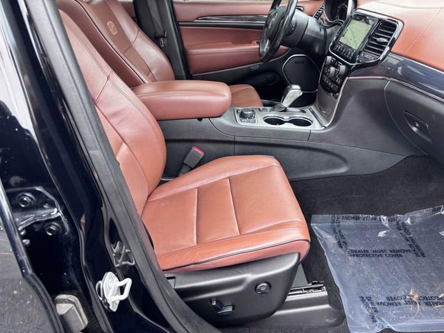 Used 2020 Jeep Grand Cherokee Overland image 30