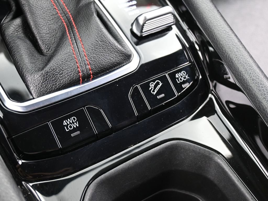 Used 2022 Jeep Compass Trailhawk image 27