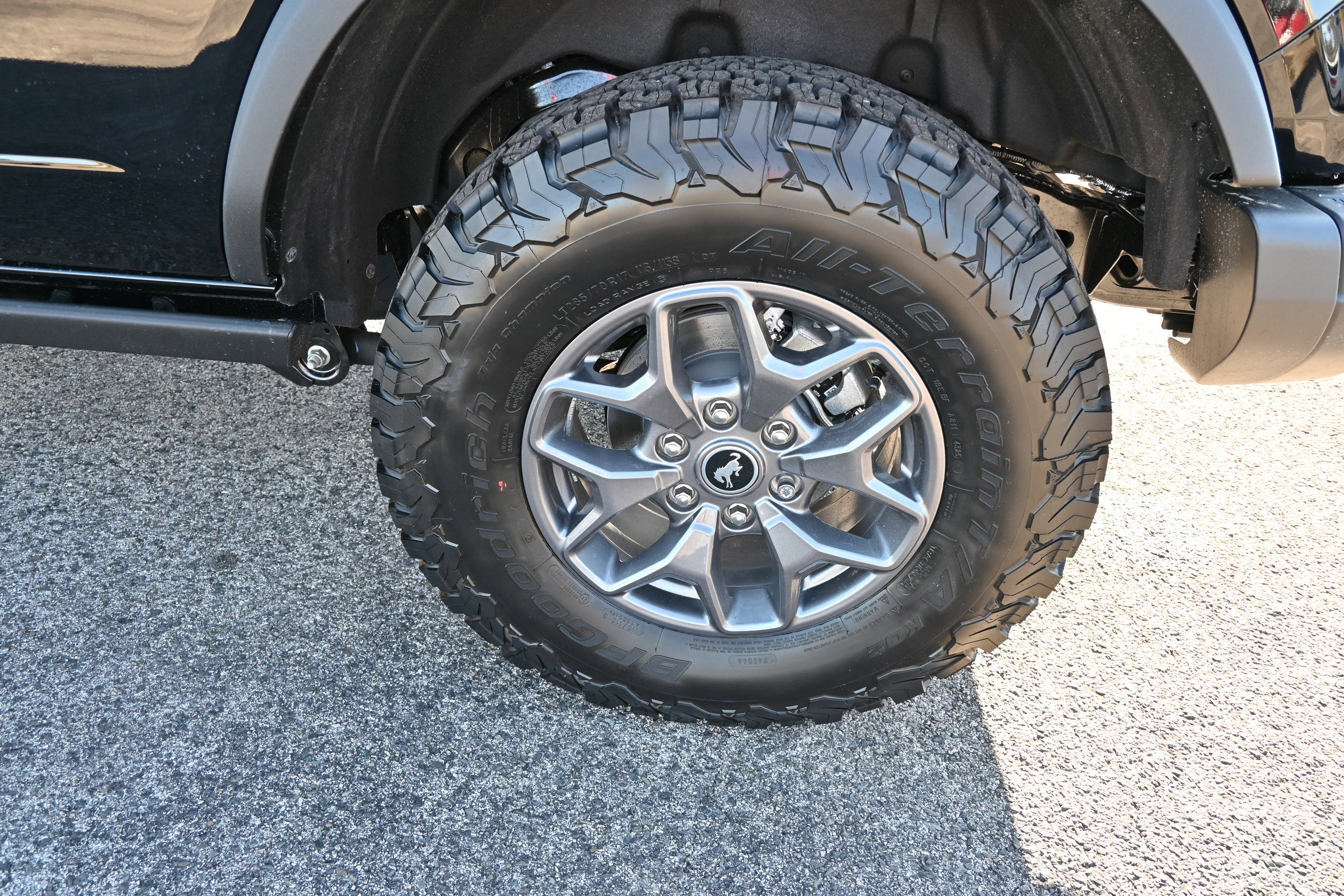 New 2025 Ford Bronco Badlands image 12