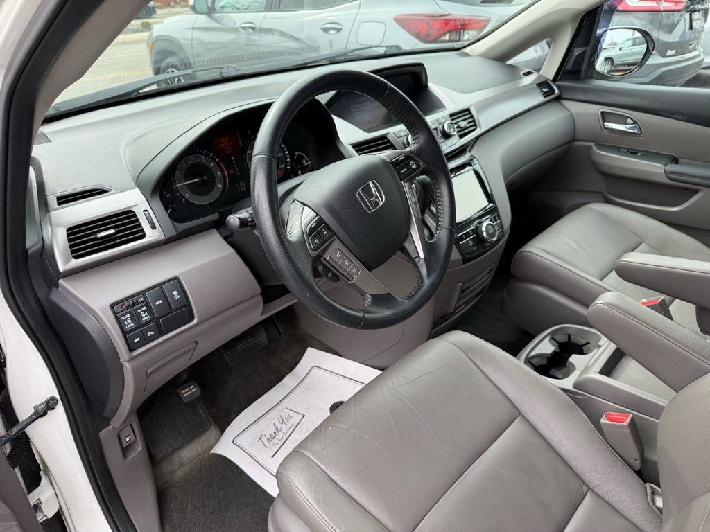 Used 2016 Honda Odyssey Touring Elite image 12