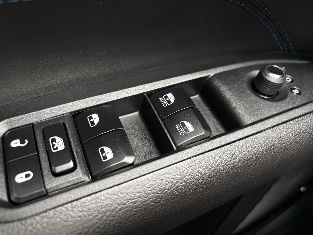 New 2026 Jeep Compass Latitude image 12