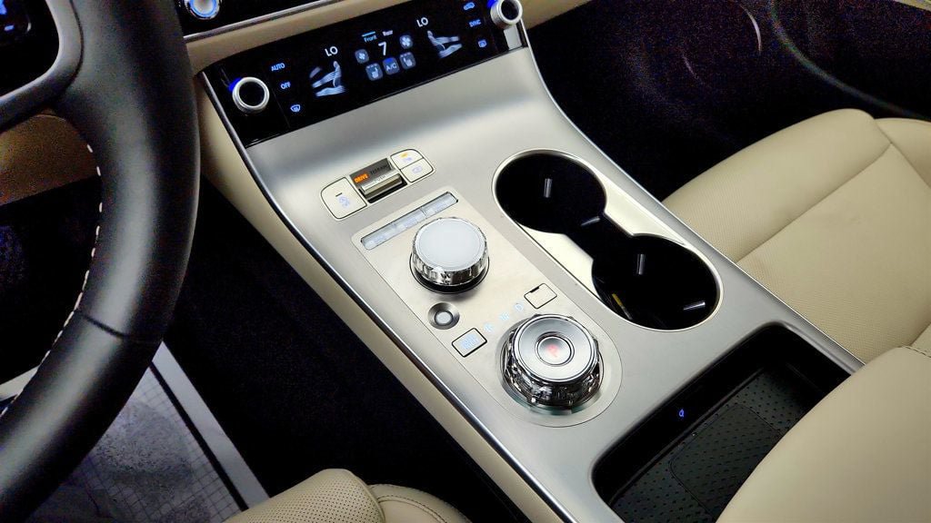 Used 2026 Genesis GV70 2.5T Select AWD/4WD image 16