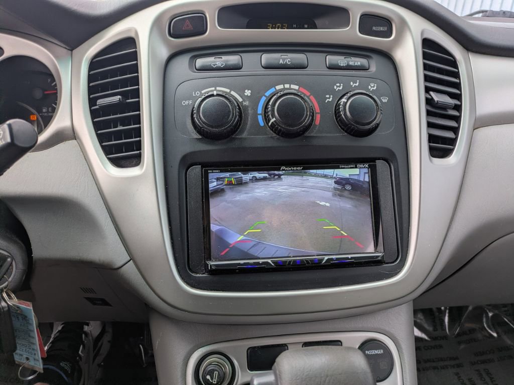 Used 2004 Toyota Highlander 2WD V6 image 14