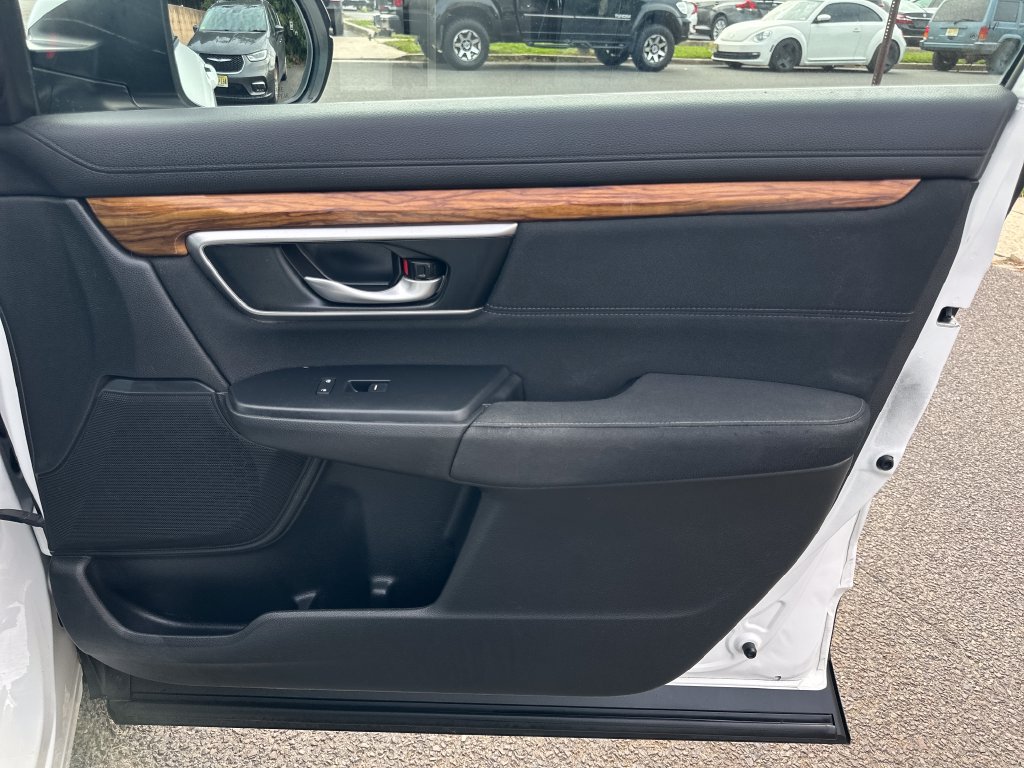 Used 2019 Honda CR-V EX image 19