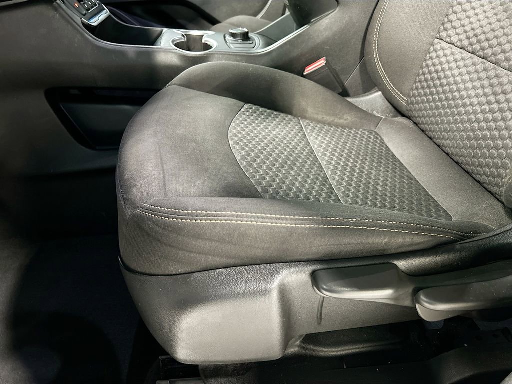 Used 2018 GMC Terrain SLE image 18