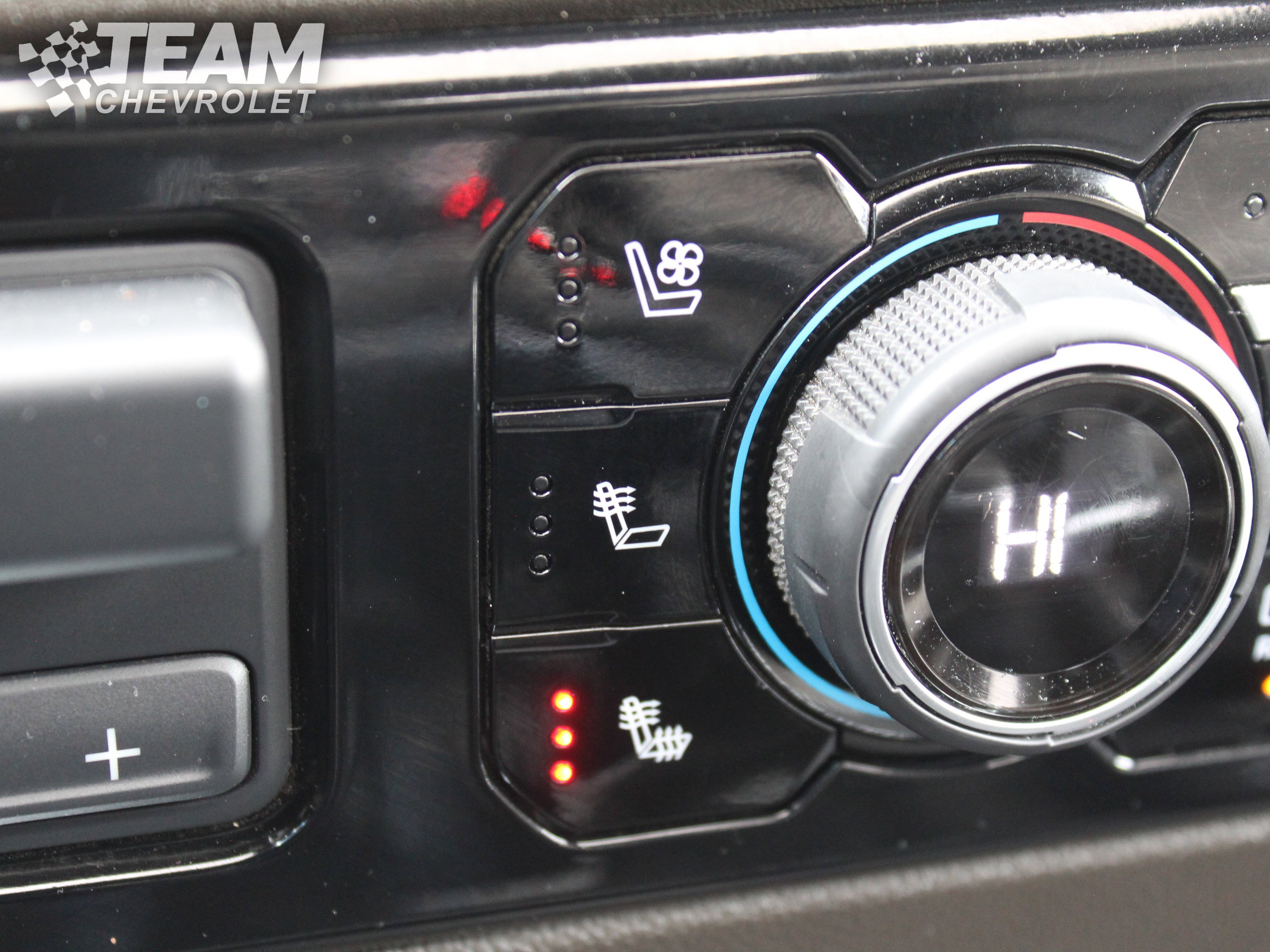 Certified 2025 Chevrolet Silverado 1500 LTZ w/ LTZ Premium Texas Edition image 18