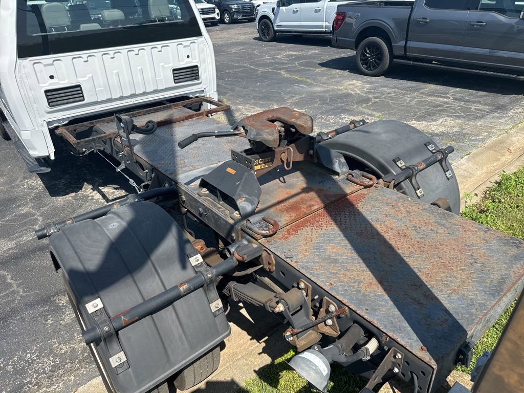Used 2021 Ford F550 XL w/ Power Equipment Group image 11