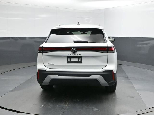 New 2026 Volkswagen Tiguan S image 8