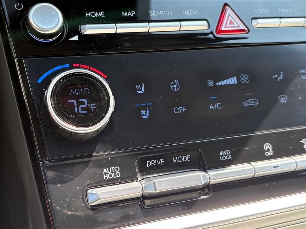 Certified 2024 Hyundai Santa Fe Limited AWD/4WD image 15