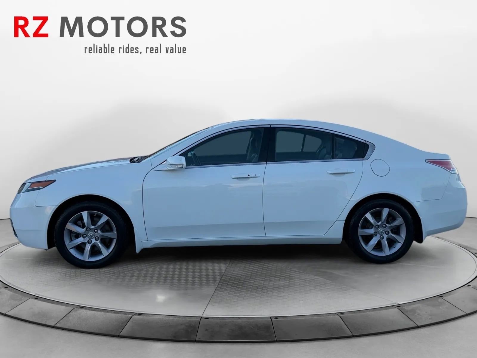 Used 2014 Acura TL Sedan 4D image 2