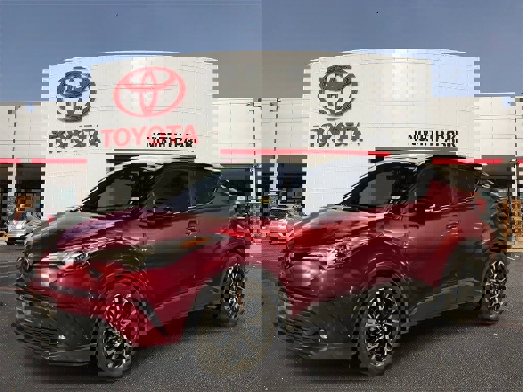 Used 2019 Toyota C-HR Limited image 1