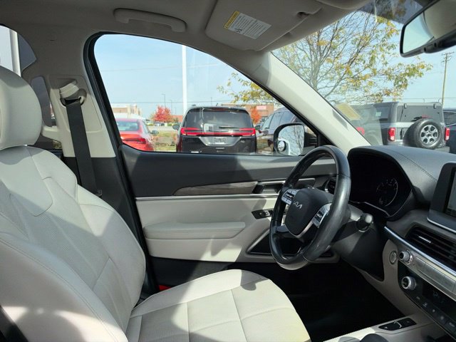 Certified 2022 Kia Telluride EX FWD image 42