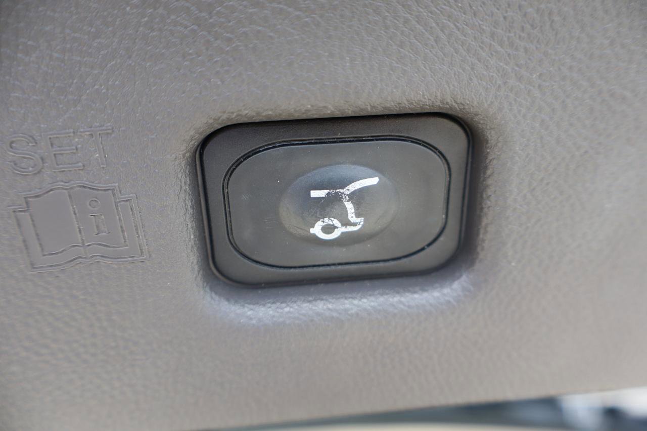 Used 2019 Lincoln Nautilus Reserve AWD/4WD image 24