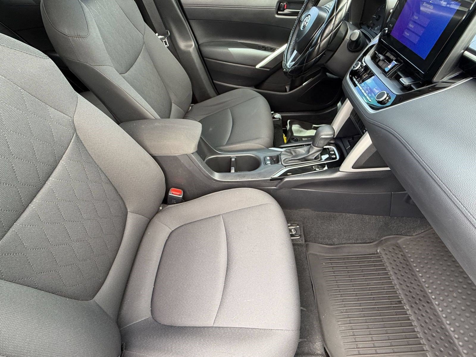 Certified 2025 Toyota Corolla Cross LE FWD image 27