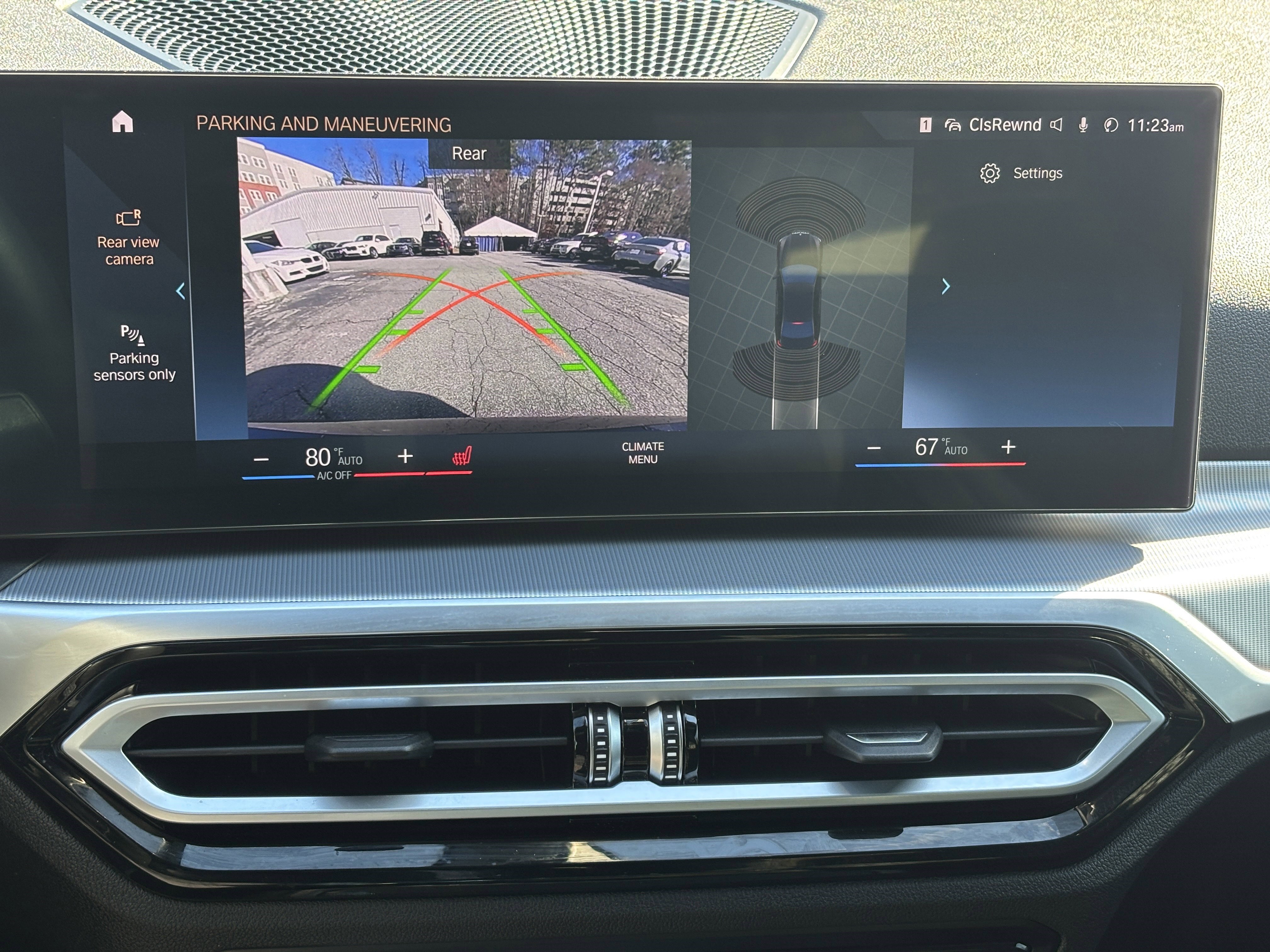 Used 2023 BMW 330i Sedan w/ M Sport Package image 17