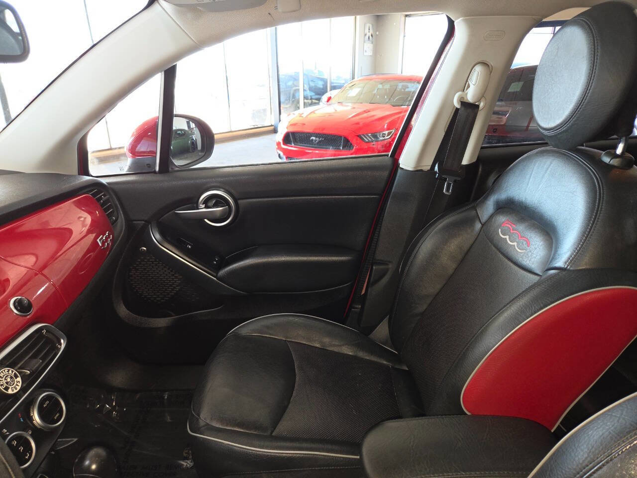 Used 2017 FIAT 500X Lounge w/ Lounge Premium Package (AWD) image 16