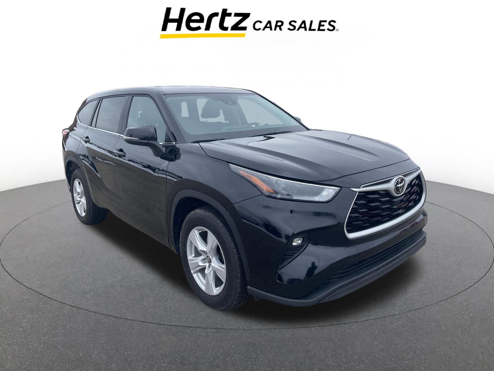 Used 2025 Toyota Highlander LE image 1