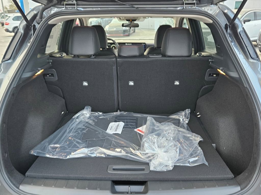 New 2026 Nissan Kicks SR image 11