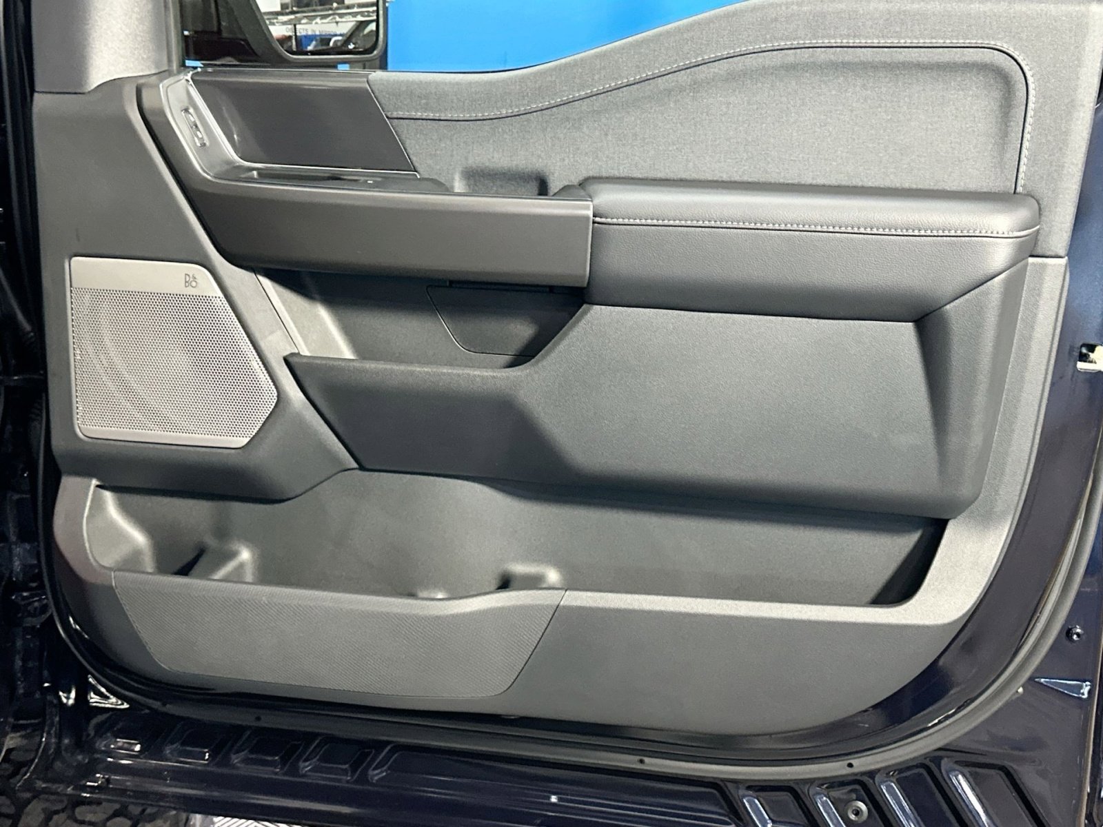 New 2025 Ford F150 Lariat w/ Equipment Group 501A Mid image 39