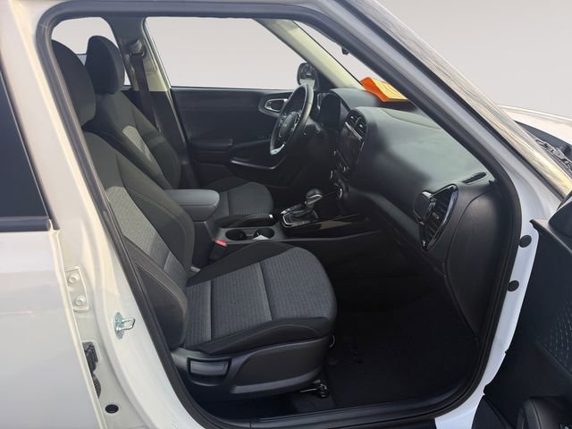 Used 2024 Kia Soul EX image 9