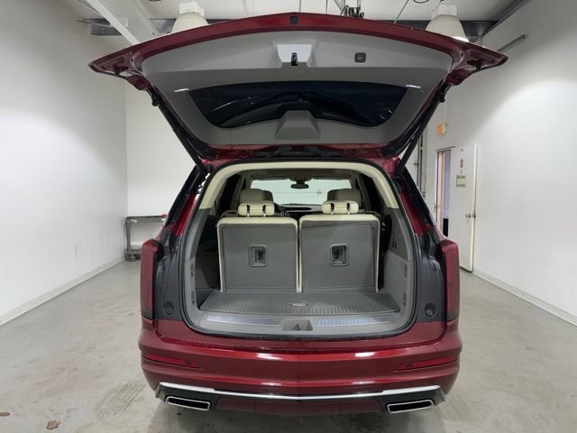 Certified 2023 Cadillac XT6 Premium Luxury AWD/4WD image 7