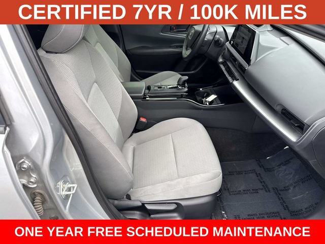 Used 2024 Toyota Prius LE FWD image 9