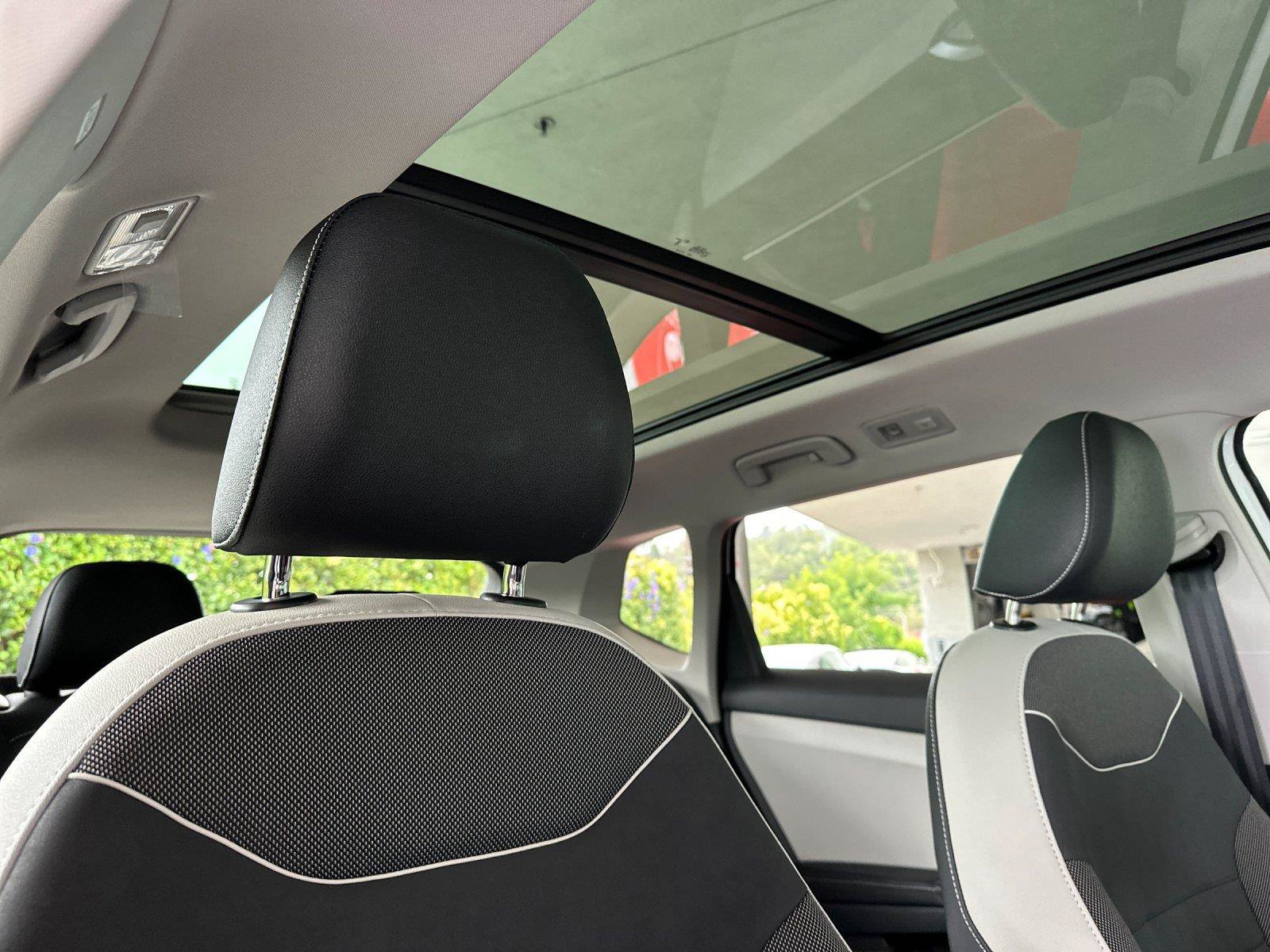 New 2026 Volkswagen Taos SE AWD/4WD image 16