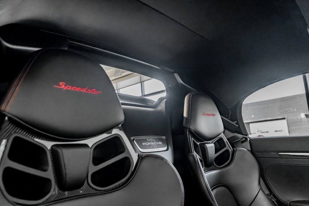 Certified 2019 Porsche 911 Speedster image 27