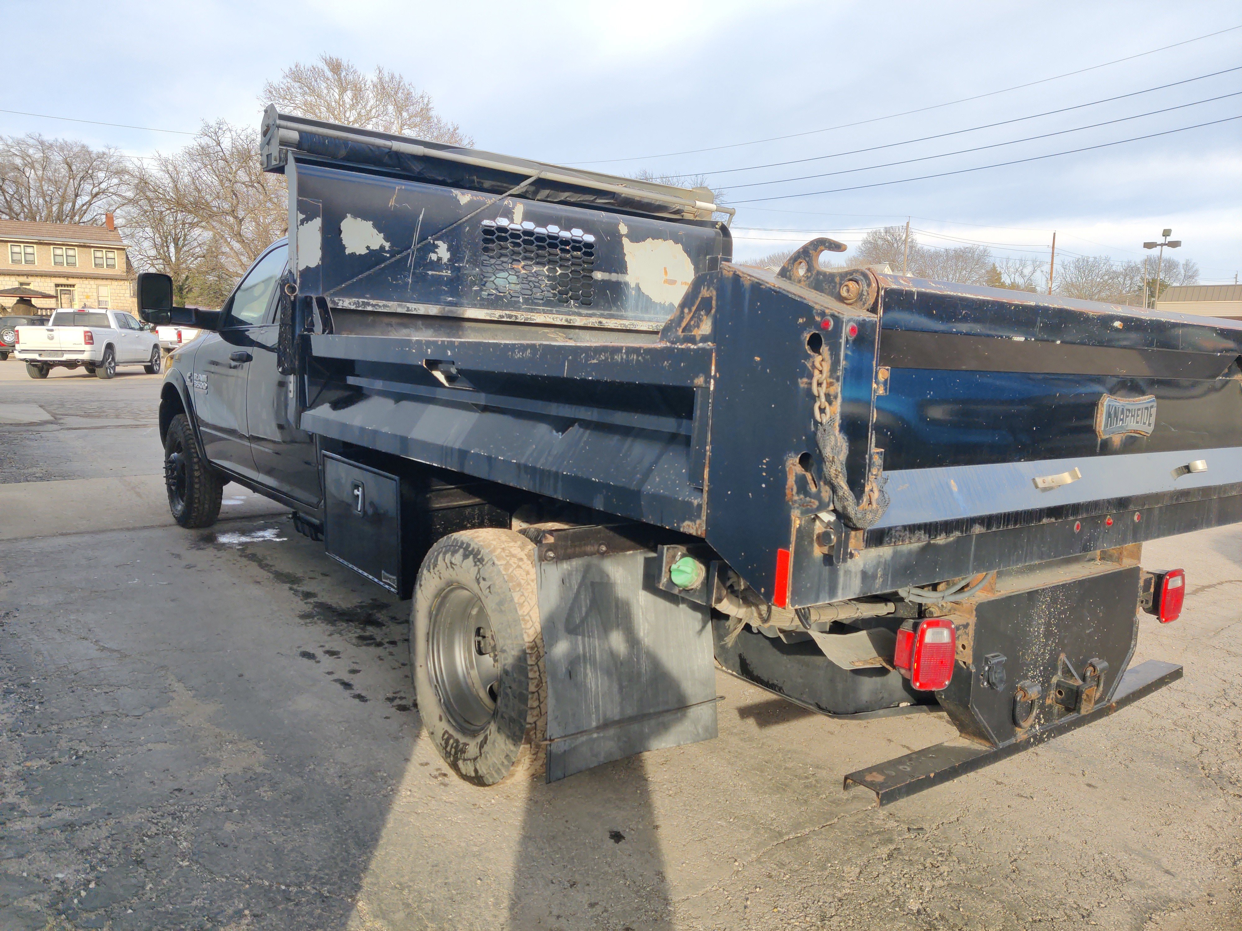 Used 2018 RAM 3500 Tradesman image 11