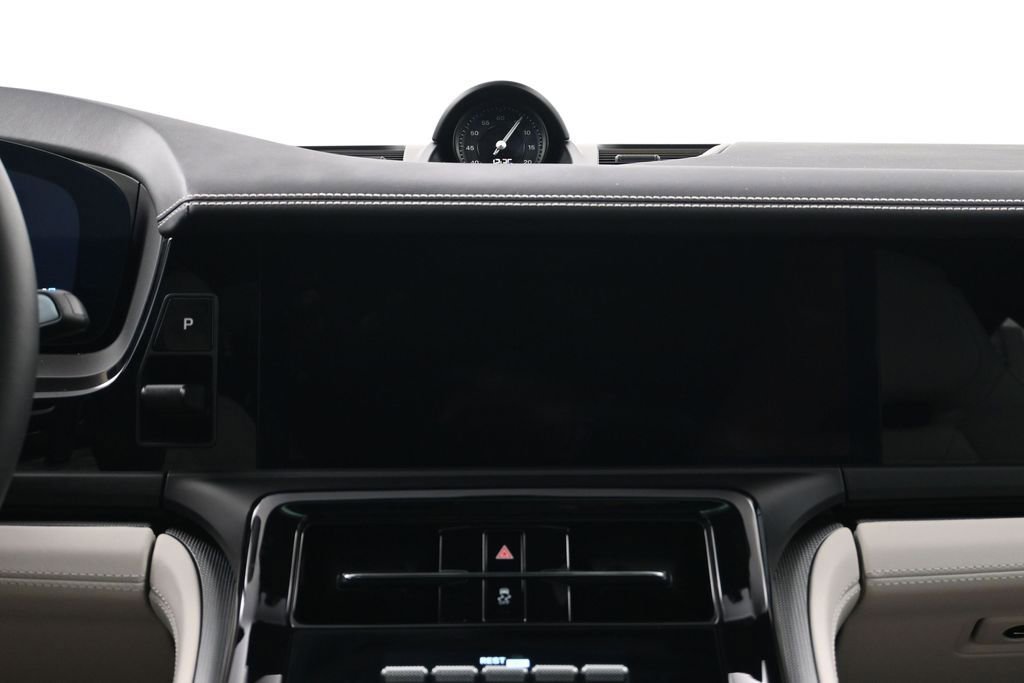Certified 2026 Porsche Panamera 4 AWD/4WD image 11
