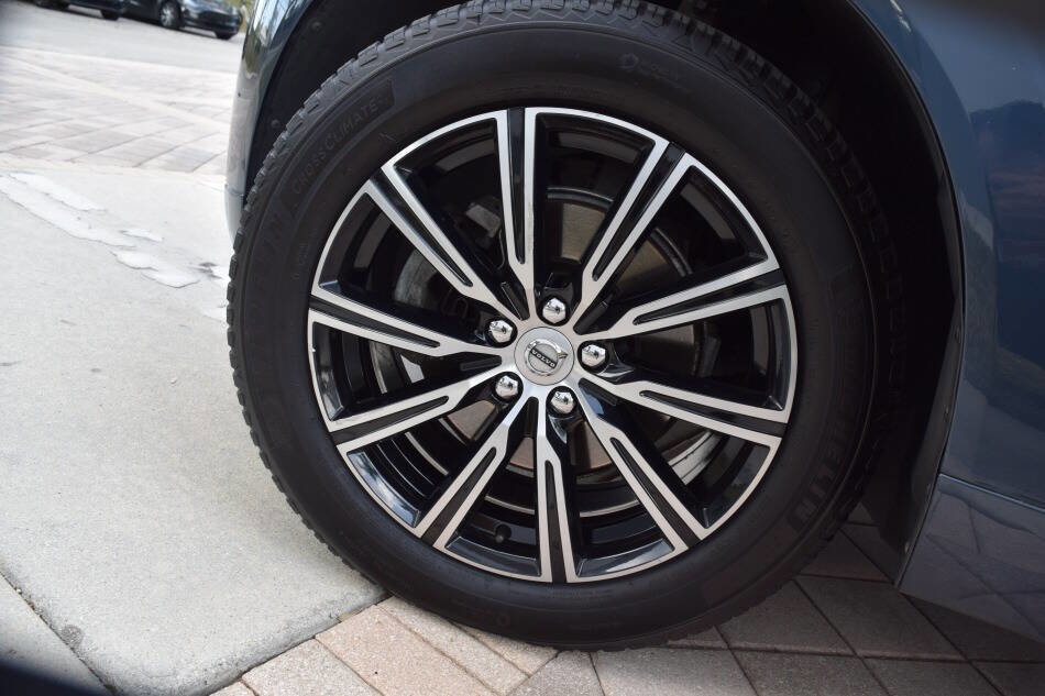 Used 2018 Volvo XC60 T5 Inscription w/ Luxury Seat Package image 82