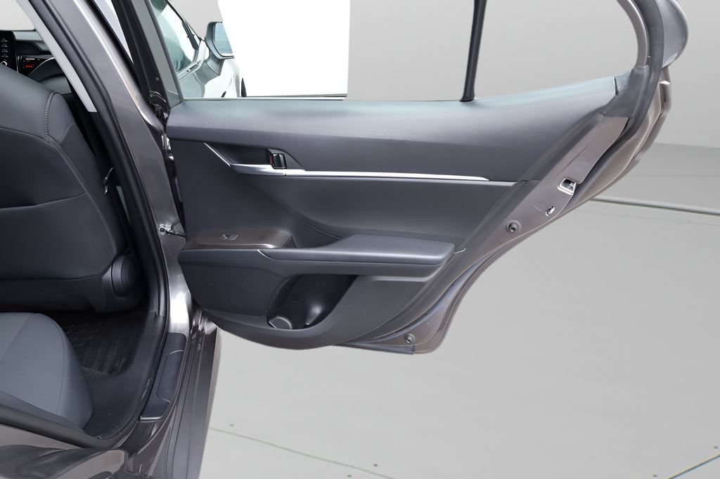 Certified 2023 Toyota Camry LE FWD image 18
