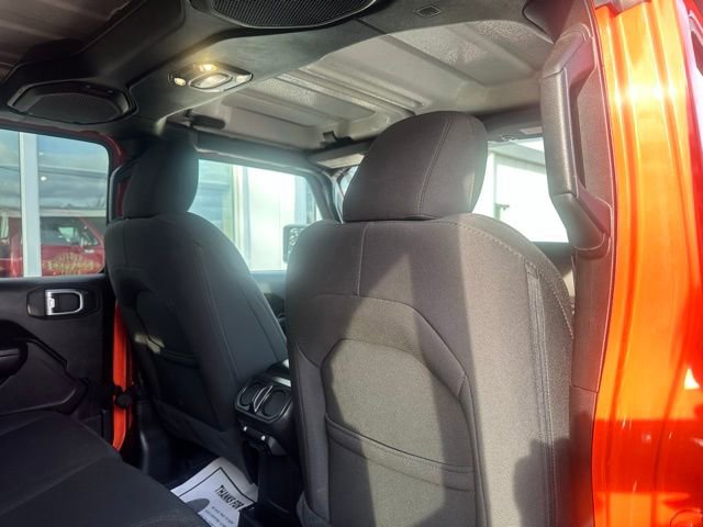 Used 2023 Jeep Wrangler Unlimited w/ Cold Weather Group image 16