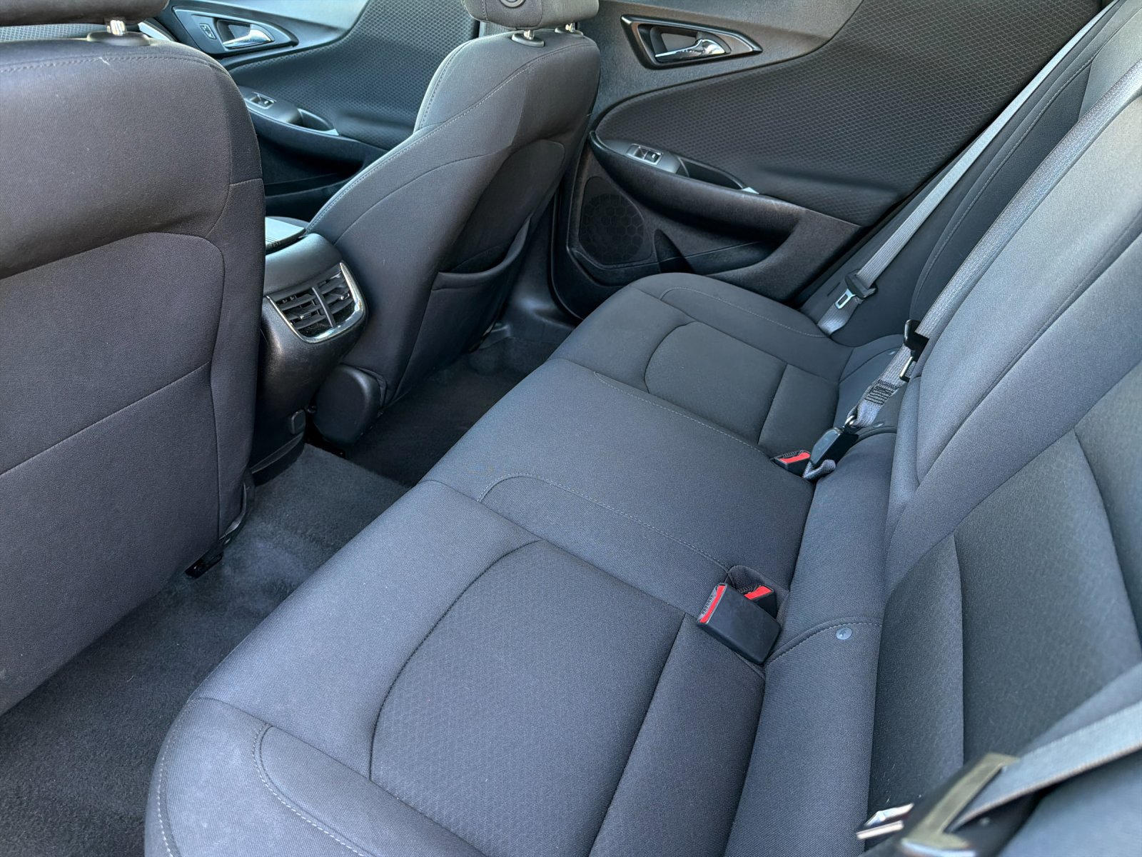 Used 2024 Chevrolet Malibu LT FWD image 12