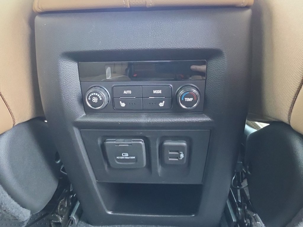 Certified 2023 Chevrolet Traverse Premier w/ LPO, Floor Liner Package AWD/4WD image 33