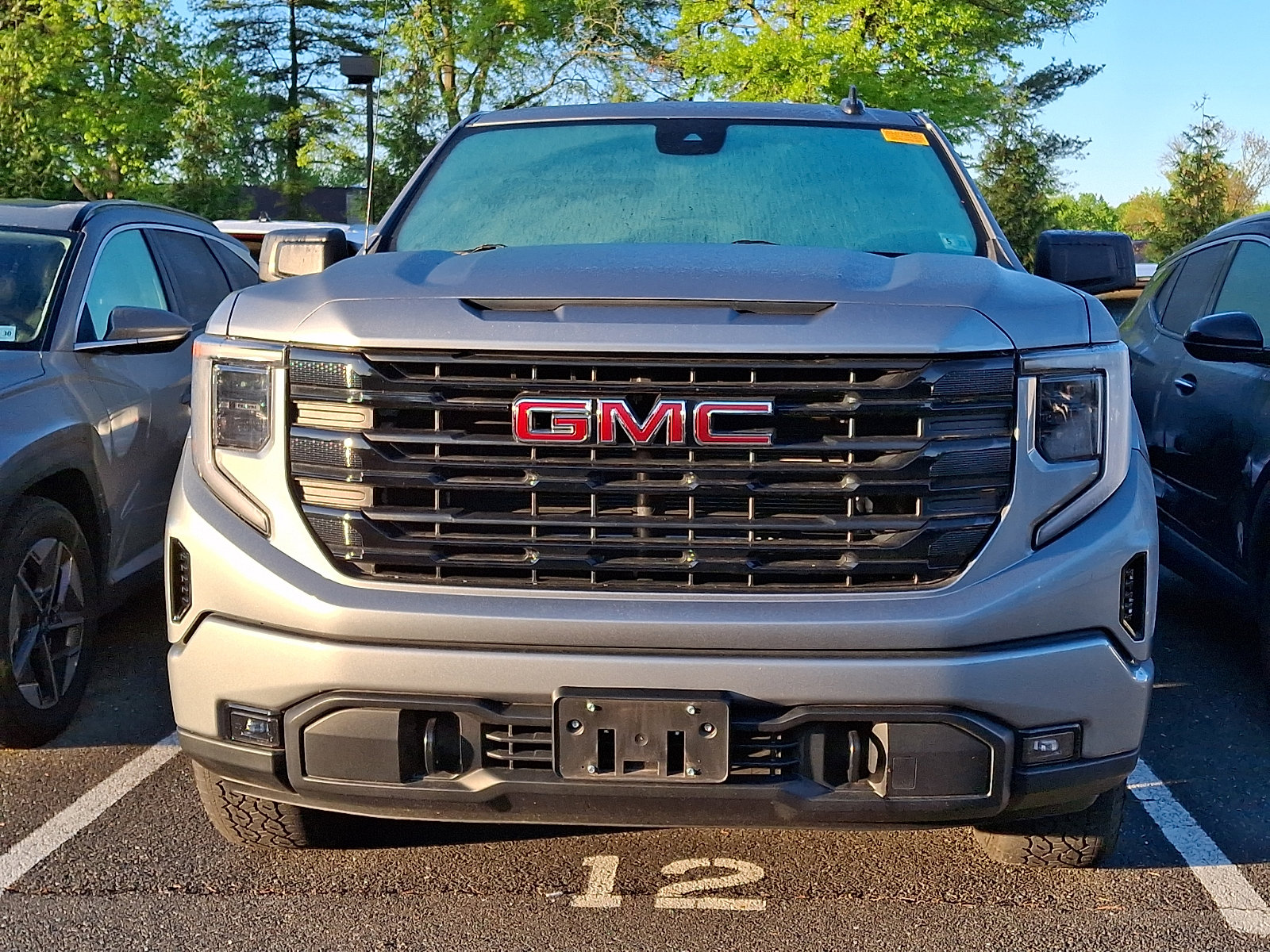 Used 2023 GMC Sierra 1500 Elevation AWD/4WD image 3