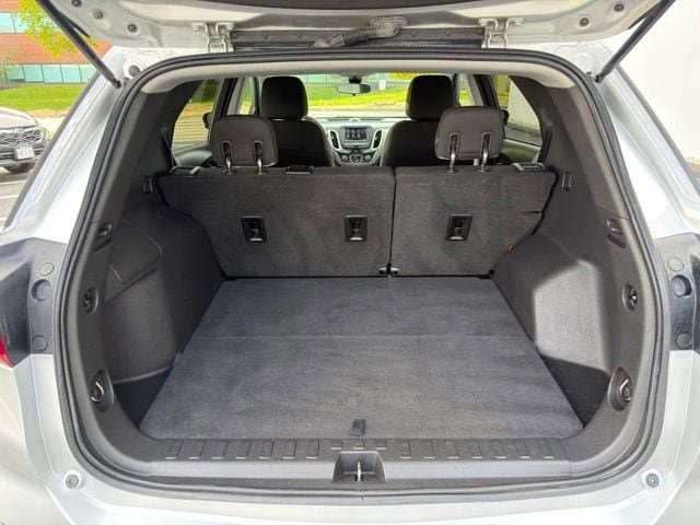 Used 2020 Chevrolet Equinox LS w/ LS Convenience Package AWD/4WD image 22