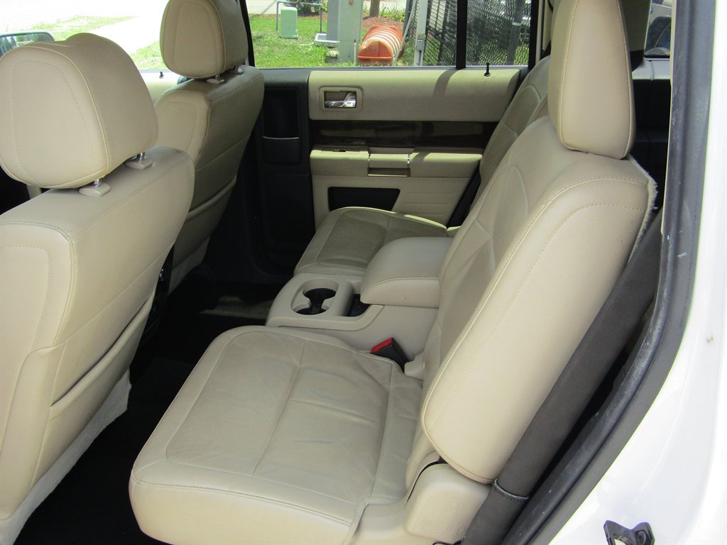 Used 2013 Ford Flex Limited AWD/4WD image 8