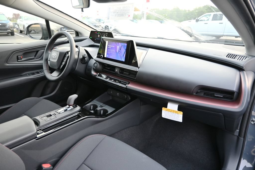 New 2026 Toyota Prius Plug-In Hybrid FWD image 12