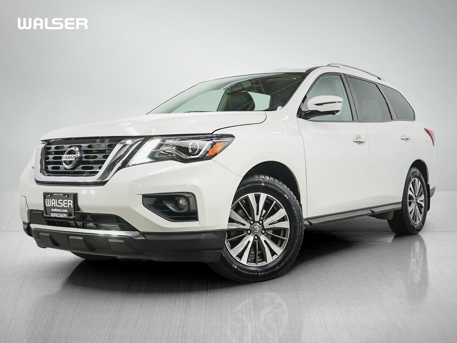 Used 2017 Nissan Pathfinder SL