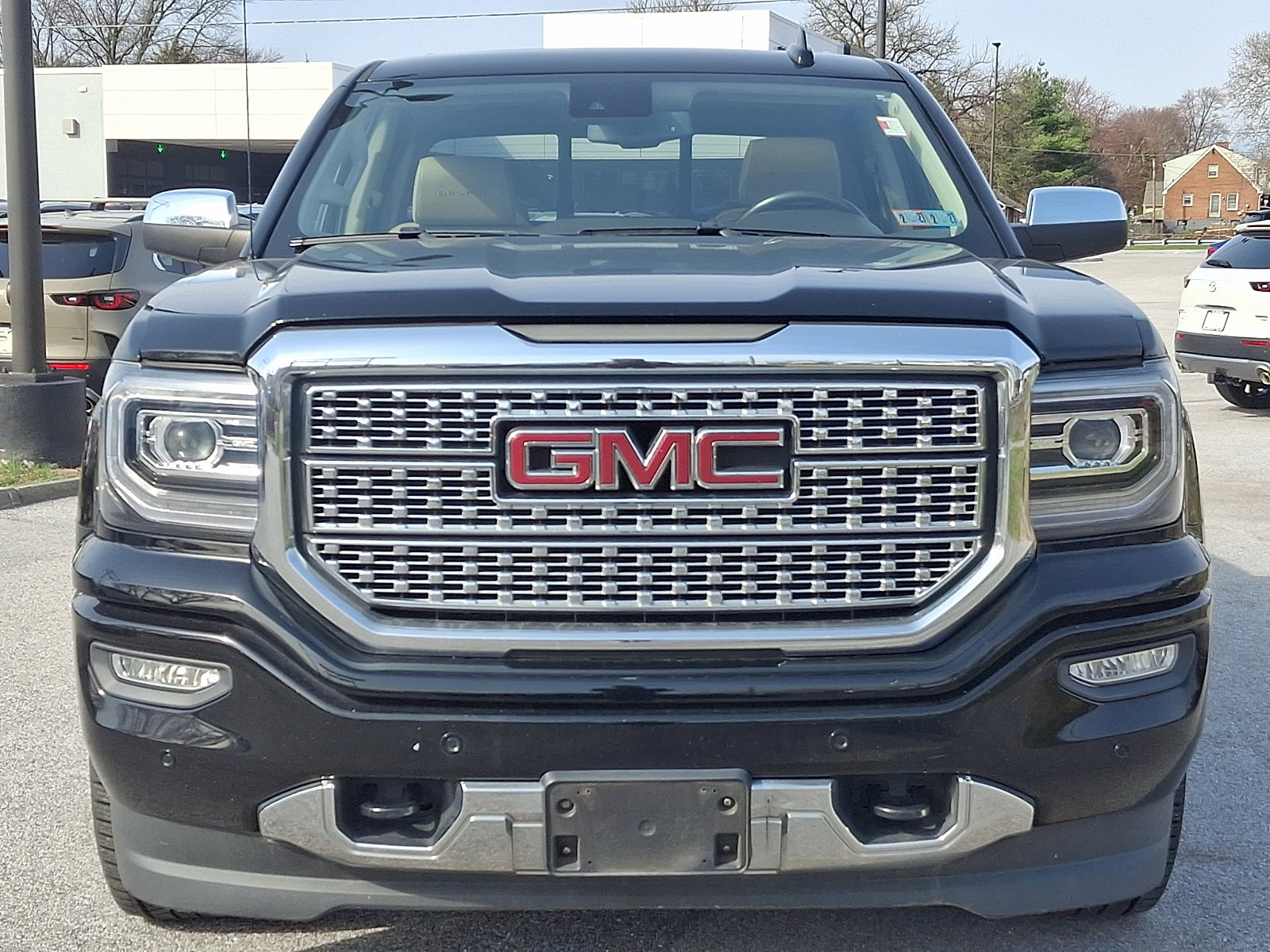 Used 2018 GMC Sierra 1500 Denali image 2