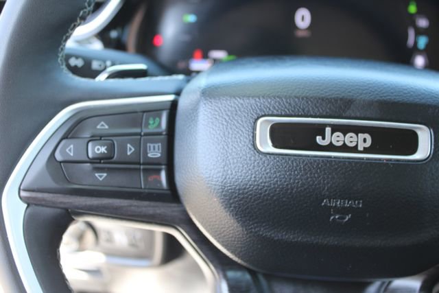 Used 2022 Jeep Grand Cherokee Limited 4xe w/ Luxury Tech Group II image 22