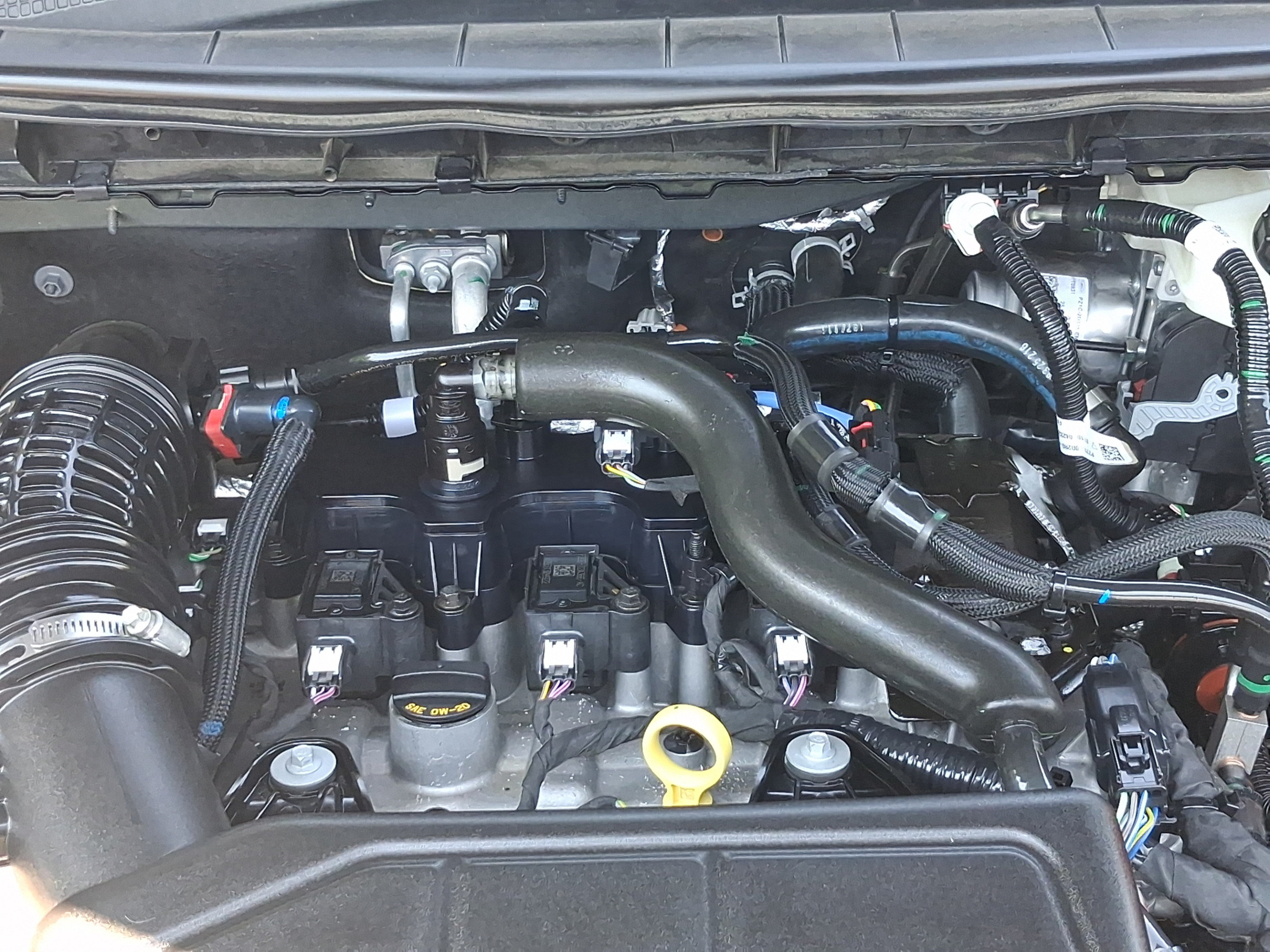 Used 2025 Ford Escape ST-Line FWD image 9