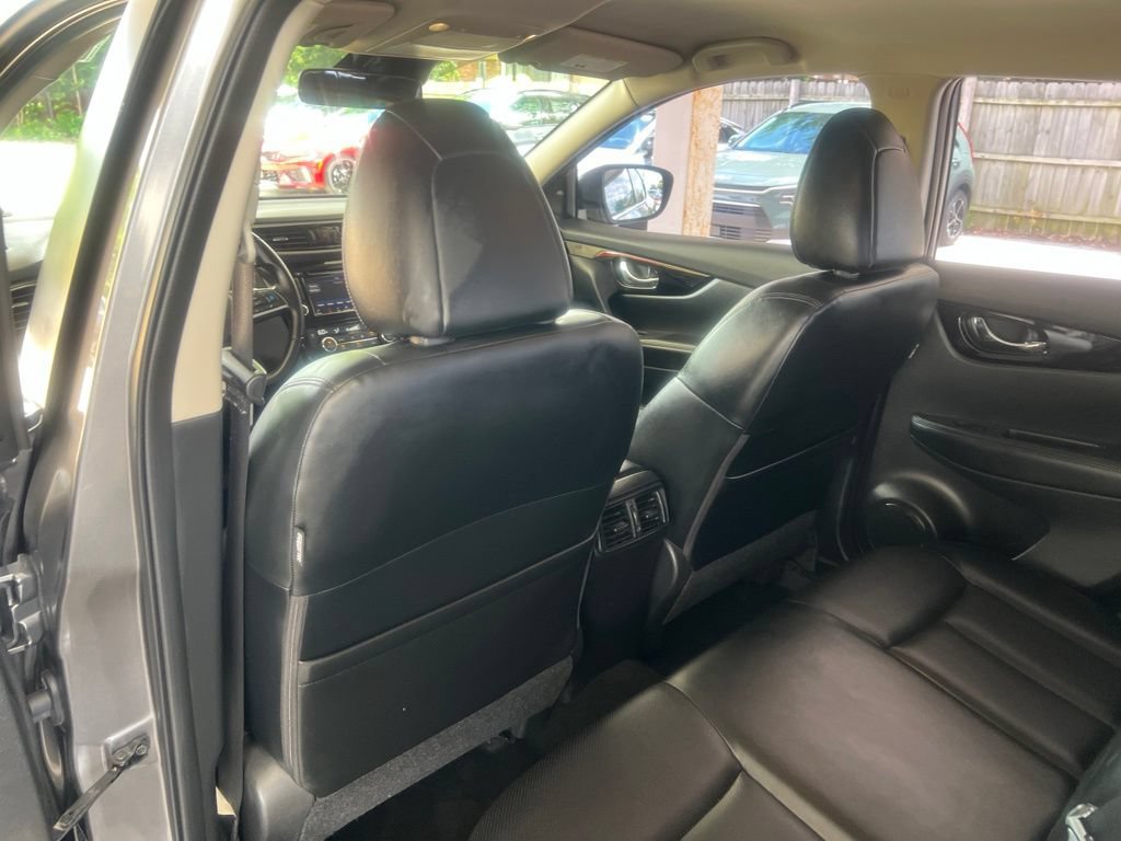 Certified 2022 Nissan Rogue Sport SL AWD/4WD image 9