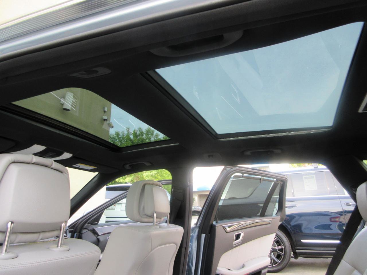 Used 2013 Mercedes-Benz E 350 4MATIC Wagon image 63