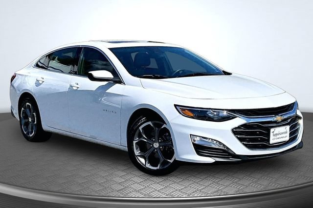 Used 2024 Chevrolet Malibu LT FWD image 3